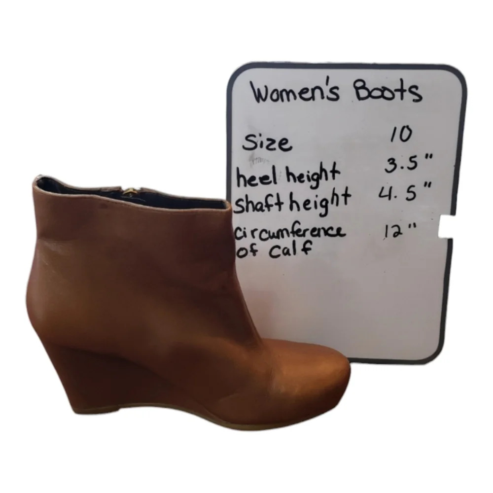 Chinese Laundry Women's‎ Tan Wedge Ankle Boots size 10
